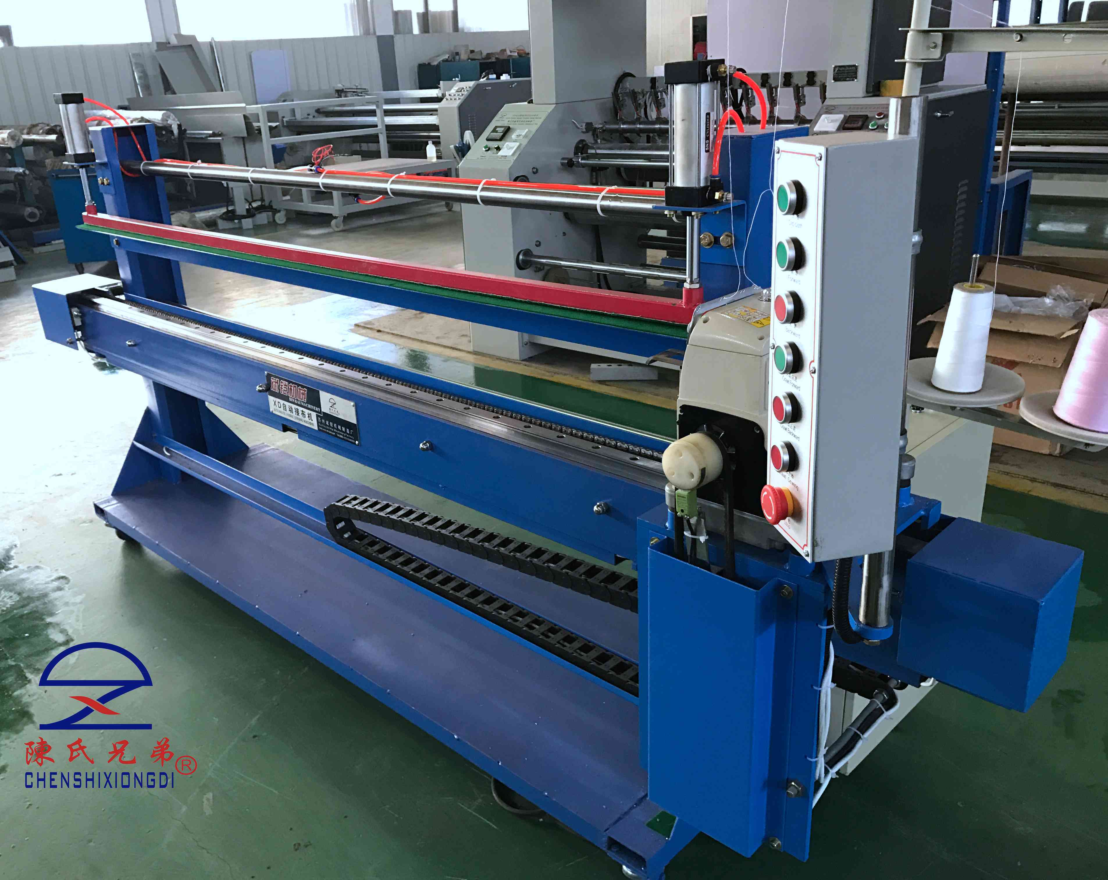 XD自動(dòng)接布機(jī)